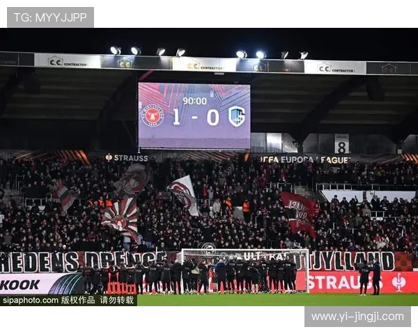 WE教练首次直播深度复盘,分享赛场背后的战术决策 WE教练首次直播深度复盘,分享赛场背后的战术决策